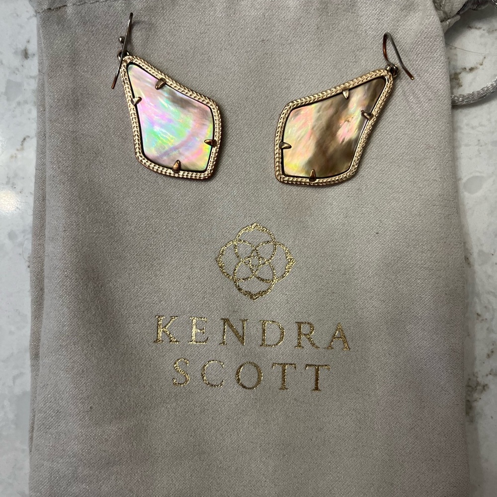 Kendra Scott Brownish Rose Gold Earrings